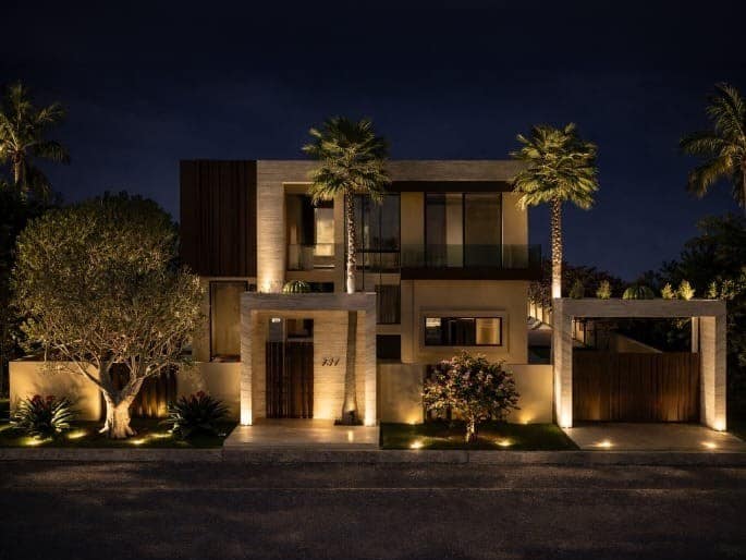Villa contemporaine SMK360 éclairée de nuit